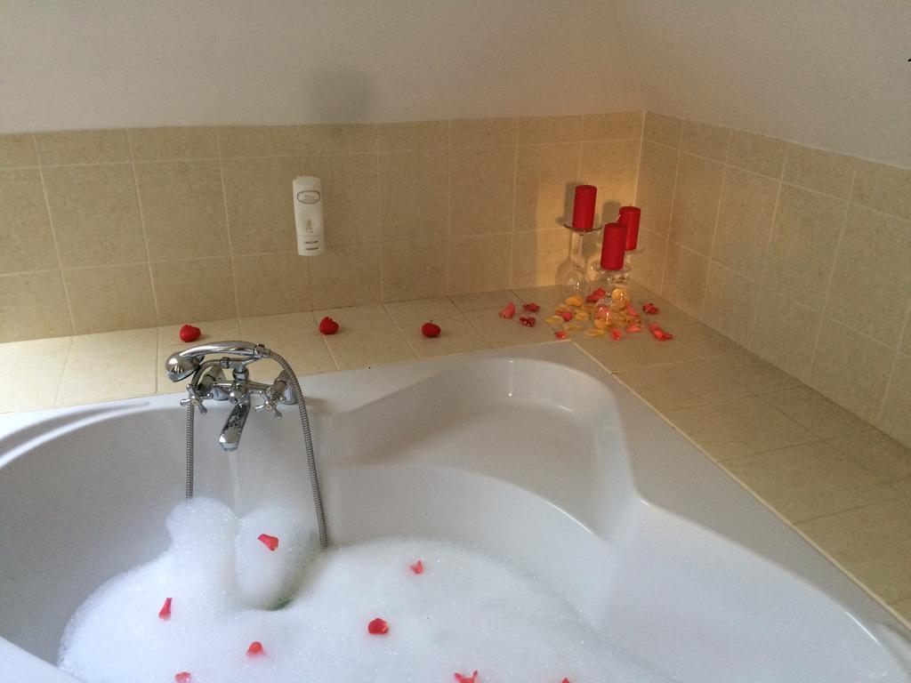 Hotel Promenada Клайпеда Стая снимка